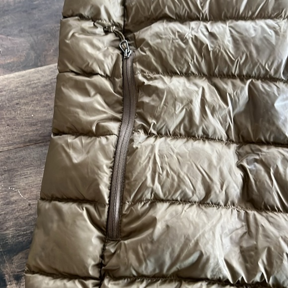 Eddie Bauer down vest - Picture 3 of 4